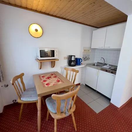 Haus Christel Aparthotel 3*