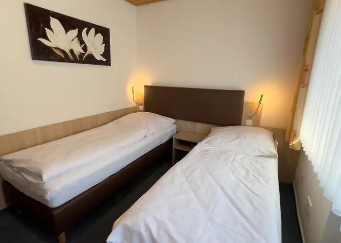 Aparthotel Haus Christel 3*