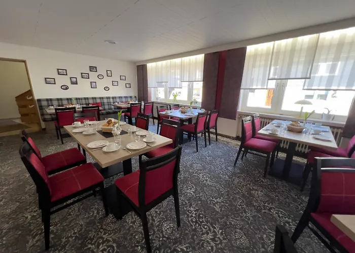 Aparthotel Haus Christel 3*